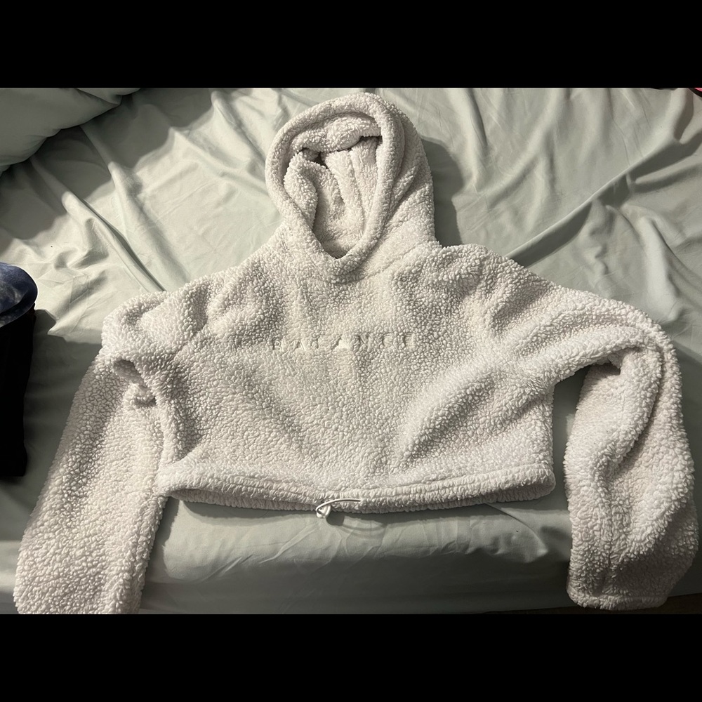 Balance Athletics Crop Sherpa.